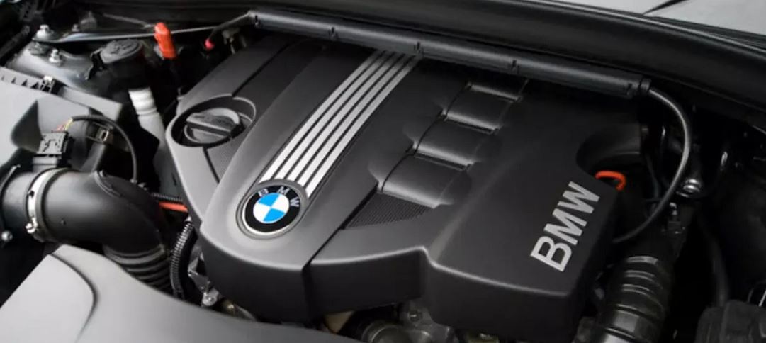 BMW F30-da Ne Motoru Var