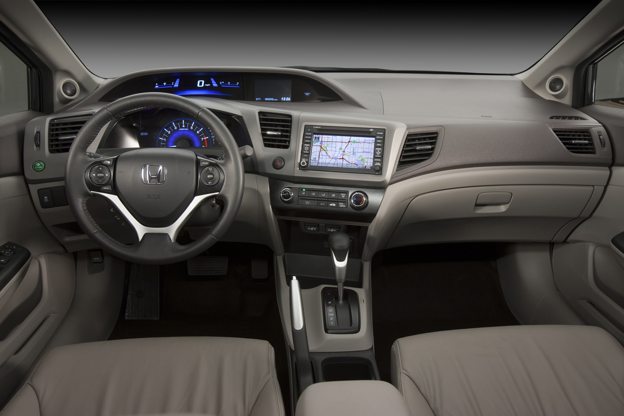 Honda Civic 1.6 VTEC En Dolu Paketi Hangisi