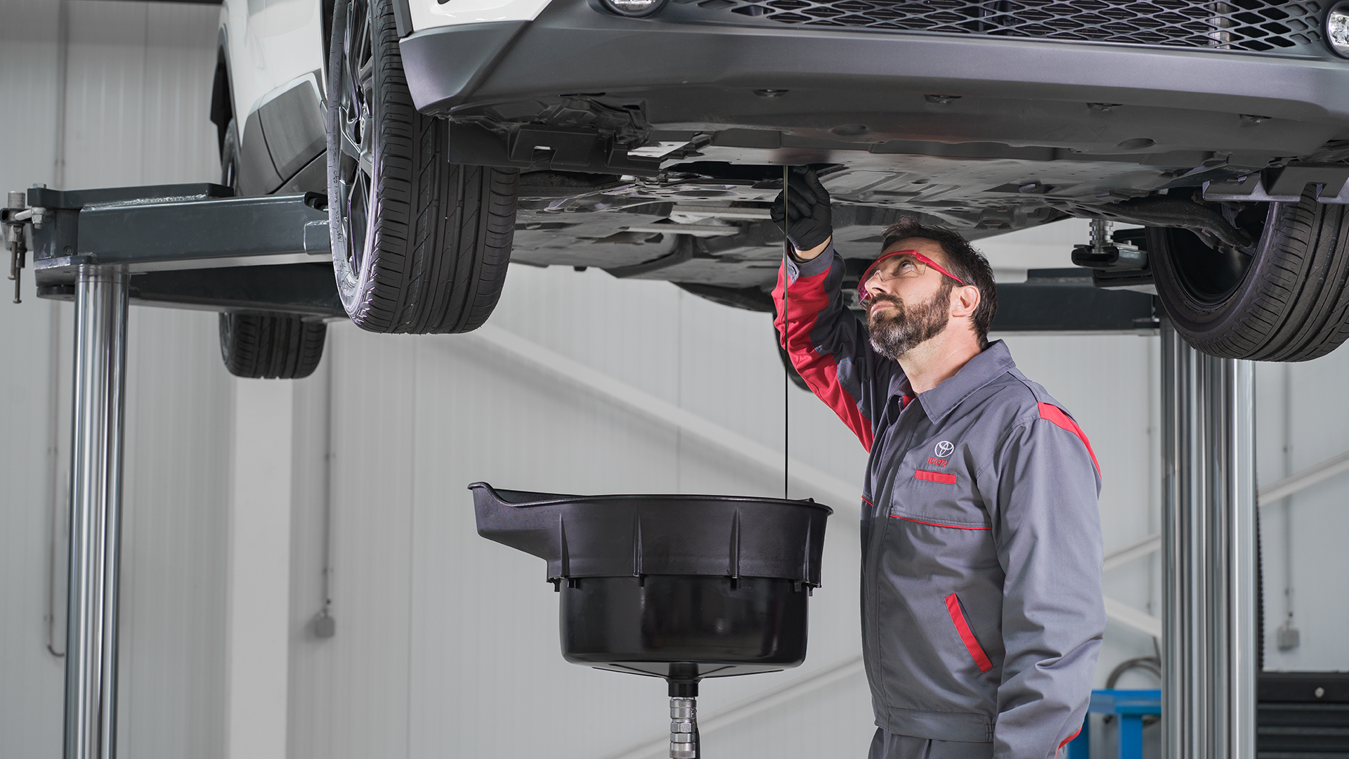 Toyota Corolla Motor Yağı ve Filtre Değişimi
