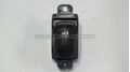 HYUNDAI H1 CAM AÇMA DÜĞMESİ SAĞ TAIWAN 93580-4H000WK